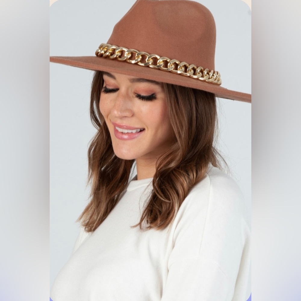 Lucca Couture Chunky Chain Wool Hat